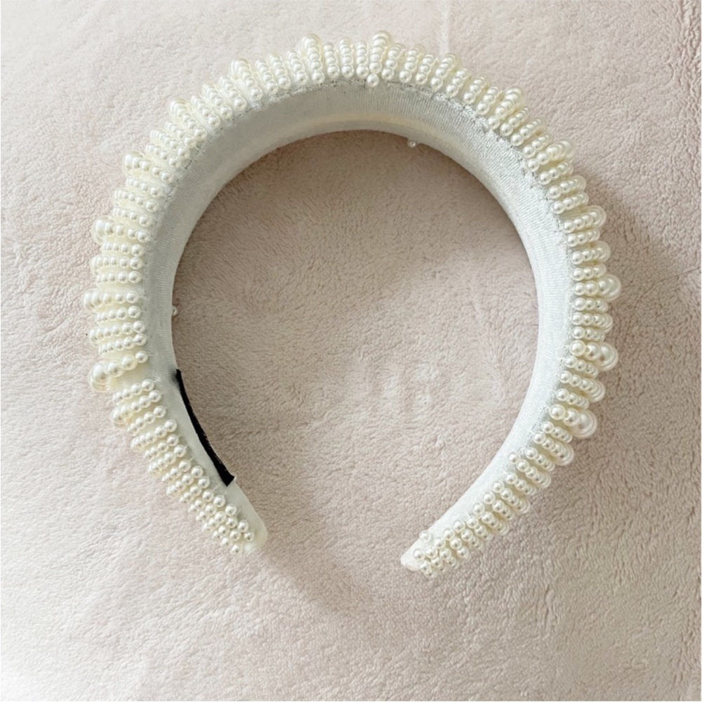 NWOT Pearl Padded Headband White Cream Classic Handmade Wedding Spring